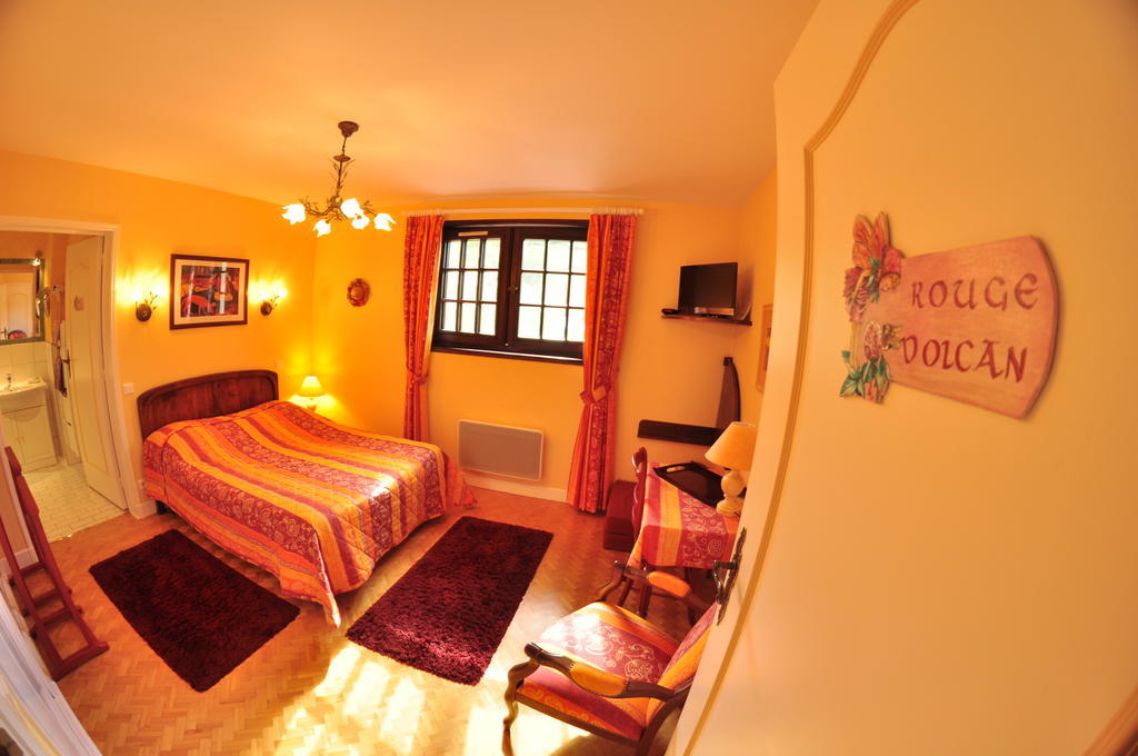 Hôtel-Logis La Coraline Gannat Esterno foto