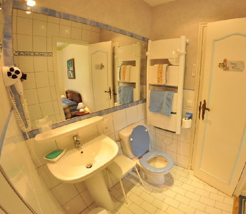 Hôtel-Logis La Coraline Gannat Esterno foto